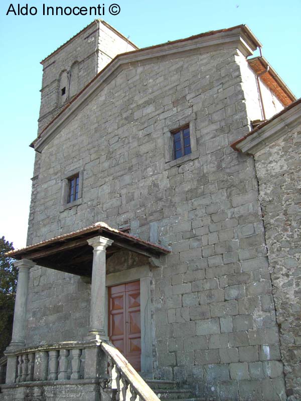 CRESPOLE: LA CHIESA